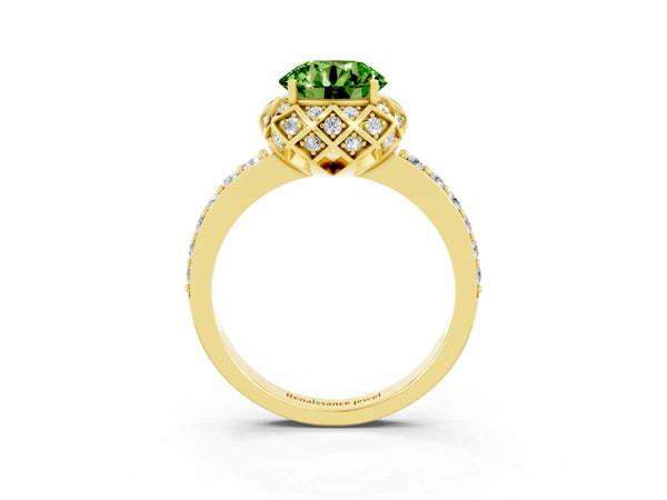 Yellow gold Round Cut Peridot Scalloped Halo Engagement Ring with Round Shared Prong Band