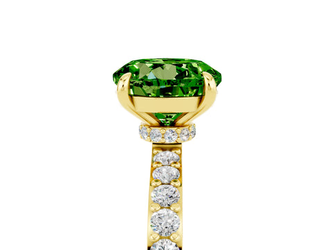 Yellow gold Round Cut Peridot Solitaire Engagement Ring with Pavé Band and Four-Prong Setting_5