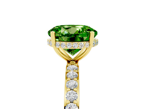 Yellow gold Round Cut Peridot Solitaire Ring with Pavé Band and Hidden Halo_17