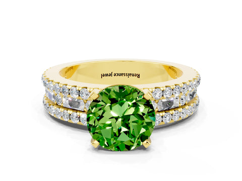 Yellow gold Round Cut Peridot Solitaire Ring with Pavé and Channel Set Band