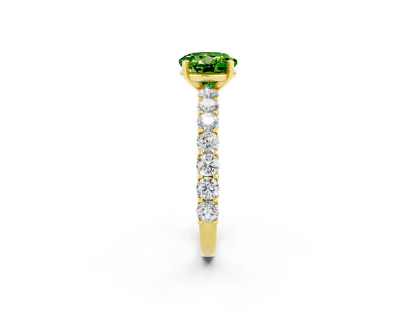Yellow gold Round Cut Peridot Solitaire Ring with Shared Prong Pavé Band and Four-Prong Setting