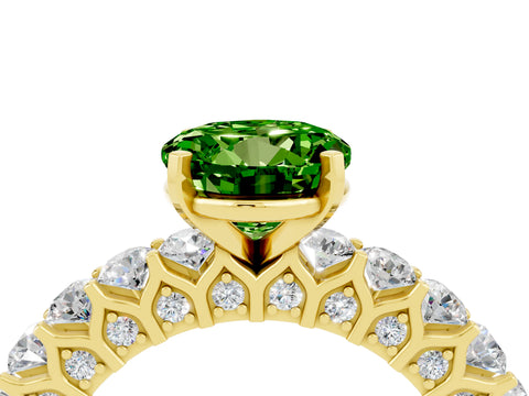 Yellow gold Round Cut Peridot Solitaire Ring with Shared Prong Pavé Band and Four-Prong Setting_4
