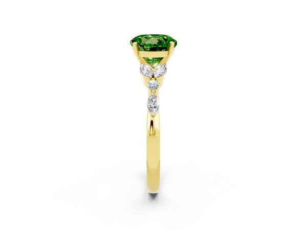 Yellow gold Round Cut Peridot Solitaire Ring with Side Stones and Four-Prong Setting
