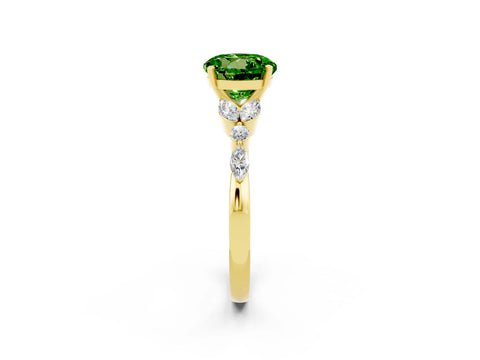 Yellow gold Round Cut Peridot Solitaire Ring with Side Stones and Four-Prong Setting_14