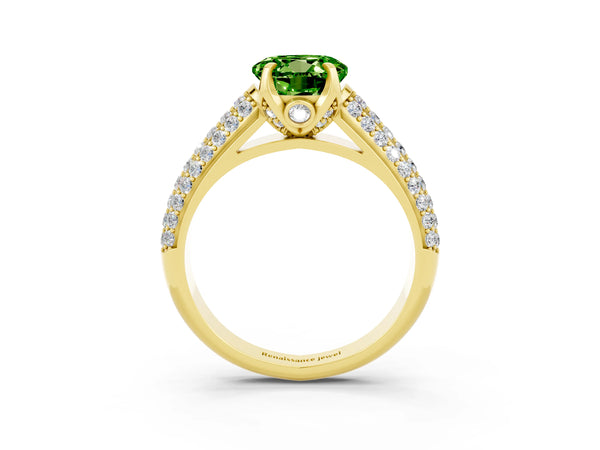 Yellow gold Round Cut Peridot Solitaire Ring with Three-Row Pavé Band and Four-Prong Setting