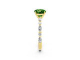 Yellow gold Round Cut Peridot Solitaire with Side Stones on a Pavé Band and Four-Prong Setting_2