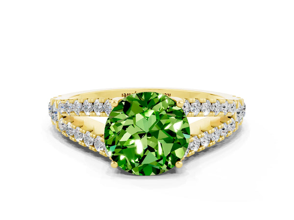 Yellow gold Round Cut Peridot Split Shank Pavé Engagement Ring with Four-Prong Setting