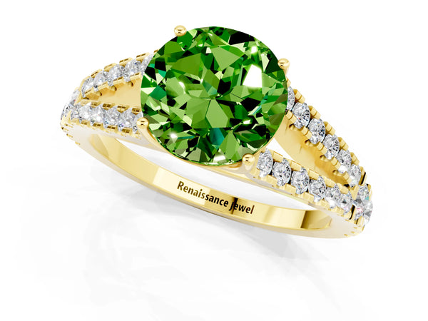 Yellow gold Round Cut Peridot Split Shank Pavé Engagement Ring with Four-Prong Setting