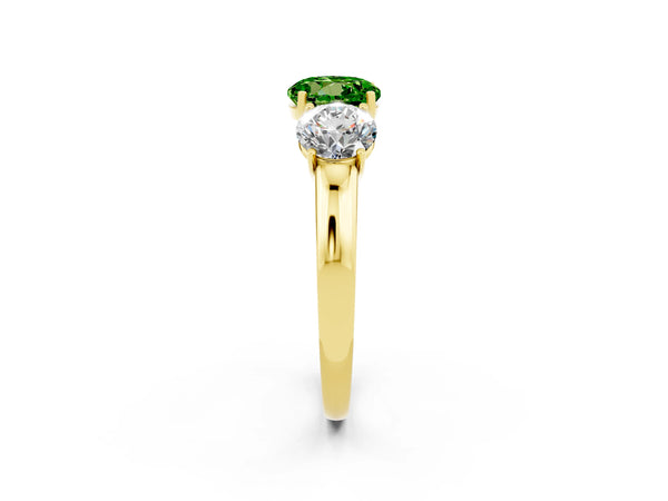Yellow gold Round Cut Peridot Three-Stone Ring with Four-Prong Setting and Classic Band