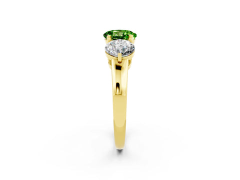 Yellow gold Round Cut Peridot Three-Stone Ring with Prong Setting and Classic Band_2