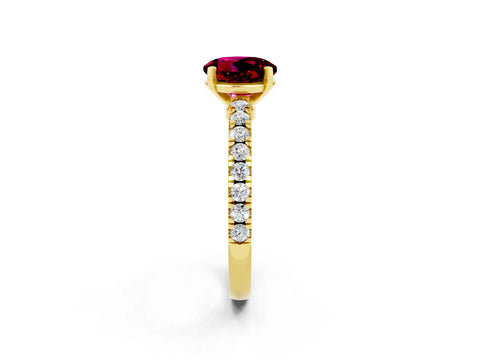 Yellow gold Round Cut Solitaire Diamond with Pavé Band and Four-Prong Setting_2