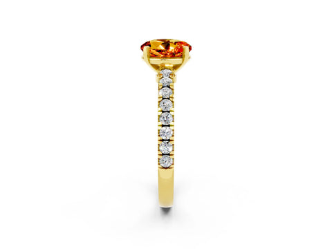 Yellow gold Round Cut Solitaire Diamond with Pavé Band and Four-Prong Setting_2