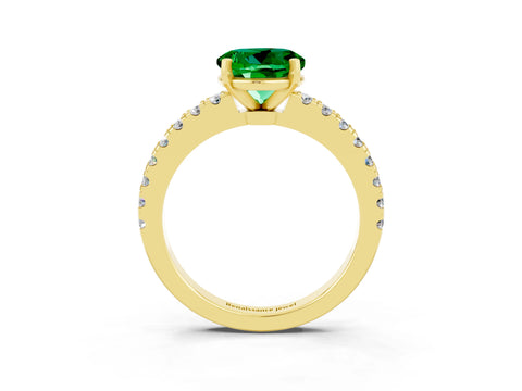 Yellow gold Round Cut Solitaire Diamond with Pavé Band and Four-Prong Setting_3