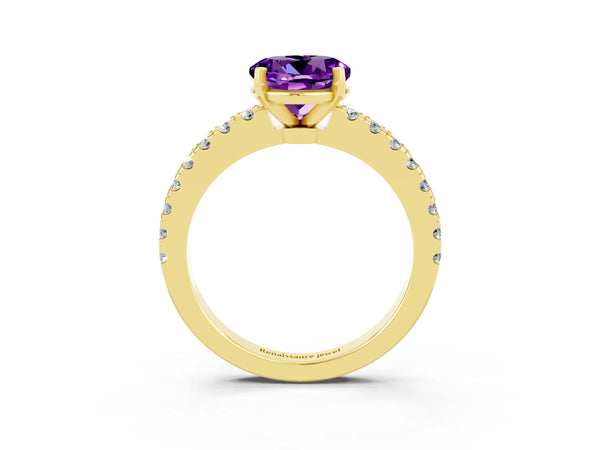 Yellow gold Round Cut Solitaire Amethyst with Pavé Band and Four-Prong Setting