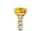 Yellow gold Round Cut Solitaire Diamond with Pavé Band and Four-Prong Setting_5