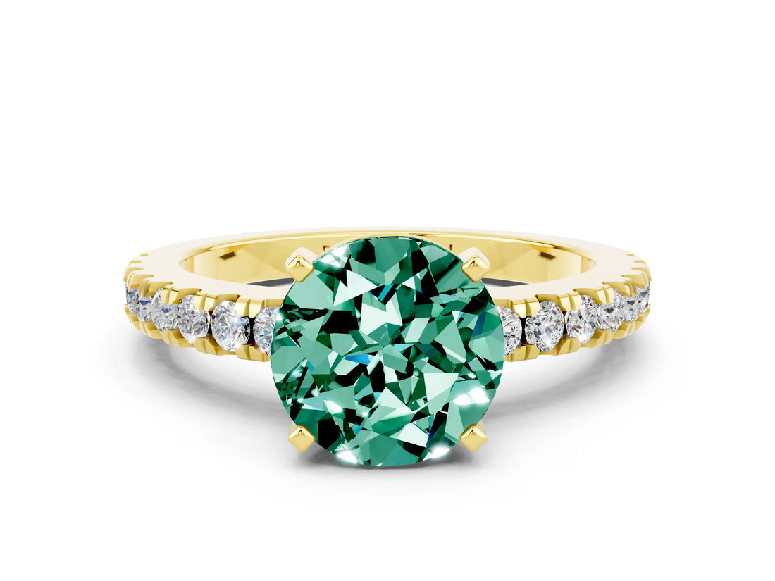 Yellow gold Round Cut Solitaire Diamond with Pavé Band and Four-Prong Setting