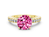 Yellow gold Round Cut Solitaire Diamond with Pavé Band and Four-Prong Setting