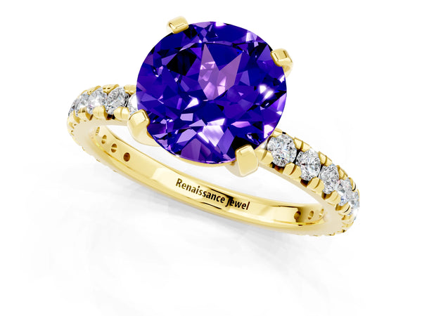 Yellow gold Round Cut Tanzanite Pavé Solitaire Ring with Round Band and Prong Setting