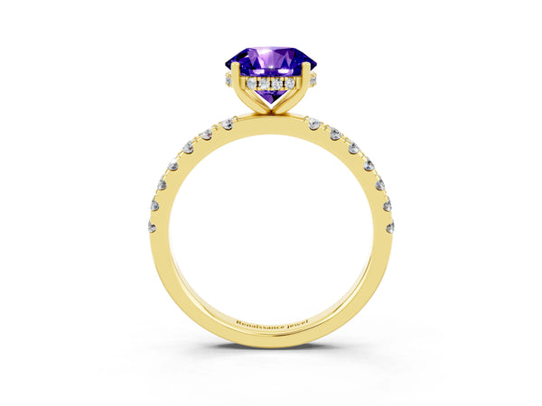 Yellow gold Round Cut Tanzanite Pave Band Solitaire Ring with Round  and Prong Setting