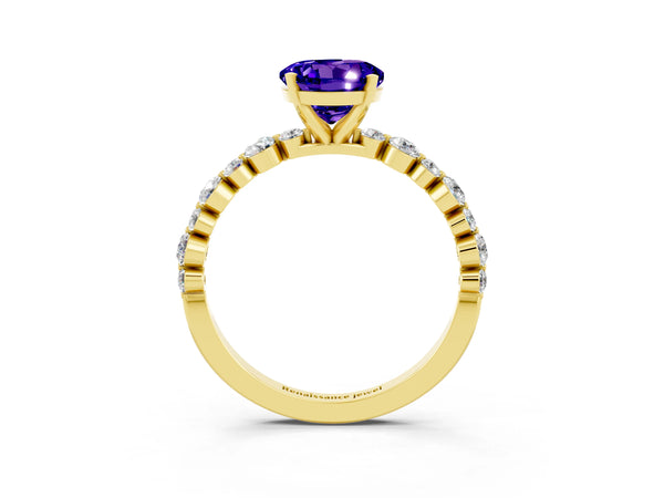 Yellow gold Round Cut Tanzanite Prong Set Engagement Ring with Pavé Band