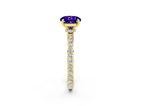 Yellow gold Round Cut Tanzanite Ring with Pavé Band and Four-Prong Setting_2