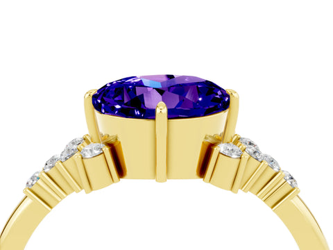 Yellow gold Round Cut Tanzanite Ring with Side Stones and Four-Prong Setting_40