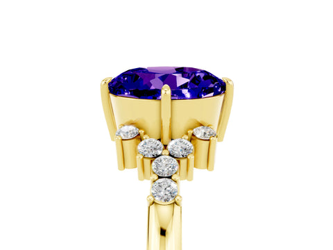 Yellow gold Round Cut Tanzanite Ring with Side Stones and Four-Prong Setting_41