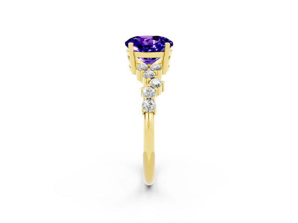 Yellow gold Round Cut Tanzanite Scattered Round Accent Ring with Prong Setting