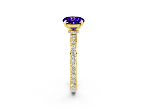 Yellow gold Round Cut Tanzanite Solitaire Engagement Ring with Pavé Band and Four-Prong Setting_2