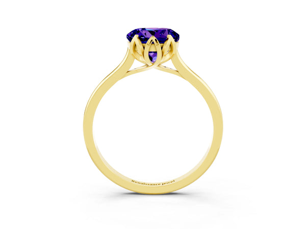 Yellow gold Round Cut Tanzanite Solitaire Ring with Flower Prong Setting and Classic Band