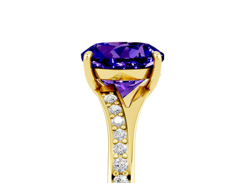 Yellow gold Round Cut Tanzanite Solitaire Ring with Pavé Band and Prong Setting_17
