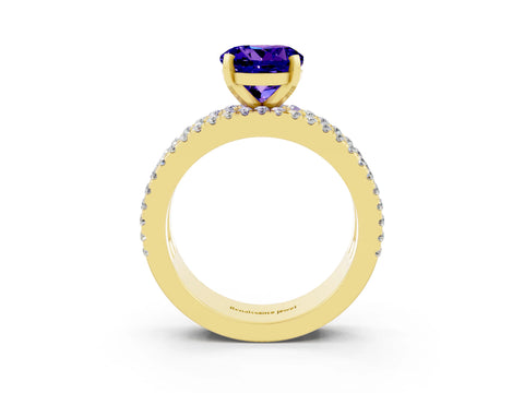 Yellow gold Round Cut Tanzanite Solitaire Ring with Pavé and Channel Set Band_3