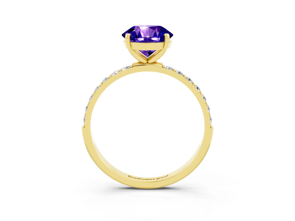 Yellow gold Round Cut Tanzanite Solitaire Ring with Round  Pavé Band and Prong Setting