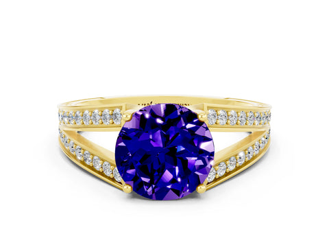 Yellow gold Round Cut Tanzanite Split Shank Ring with Pavé Band and Four-Prong Setting