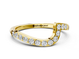 Yellow gold Round Diamond Pavé Chevron Wedding Band_4