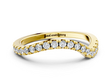 Yellow gold Round Diamond Pavé Twist Band with U-Prong Setting