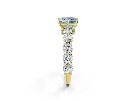 Yellow gold Round Diamond Side Stone Engagement Ring with Six-Prong Setting_2