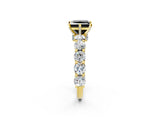 Yellow gold Round Diamond Side Stone Engagement Ring with Six-Prong Setting_2
