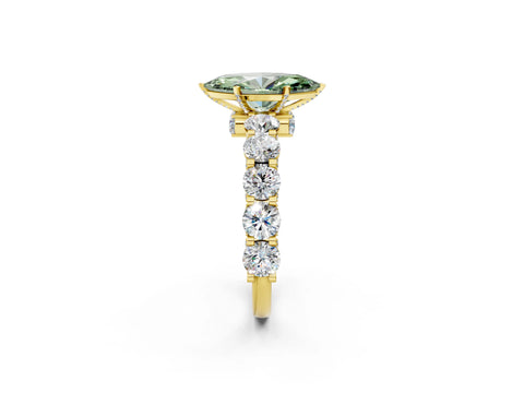 Yellow gold Round Diamond Side Stone Engagement Ring with Six-Prong Setting_2