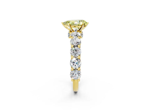 Yellow gold Round Diamond Side Stone Engagement Ring with Six-Prong Setting_2
