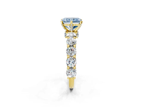 Yellow gold Round Diamond Side Stone Engagement Ring with Six-Prong Setting_2