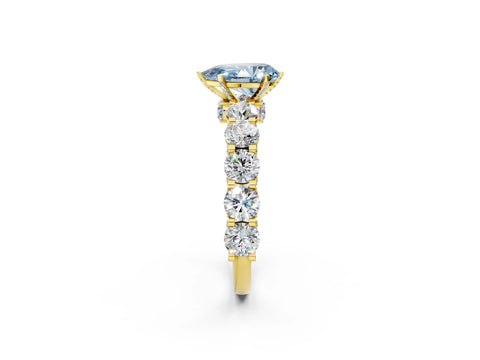 Yellow gold Round Diamond Side Stone Engagement Ring with Six-Prong Setting_2