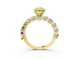 Yellow gold Round Diamond Side Stone Engagement Ring with Six-Prong Setting_3
