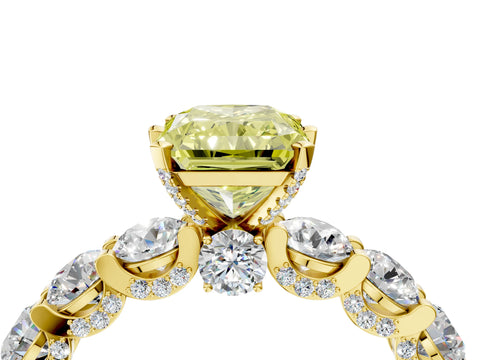 Yellow gold Round Diamond Side Stone Engagement Ring with Six-Prong Setting_4