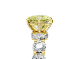 Yellow gold Round Diamond Side Stone Engagement Ring with Six-Prong Setting_5
