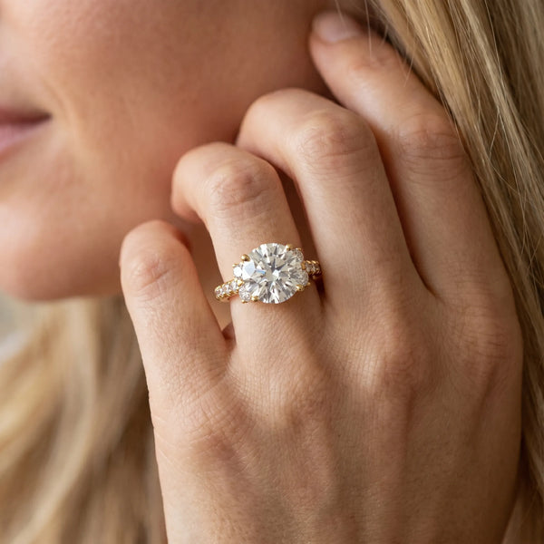 Yellow gold Round Diamond Three-Stone Pave Band with Four-Prong Setting