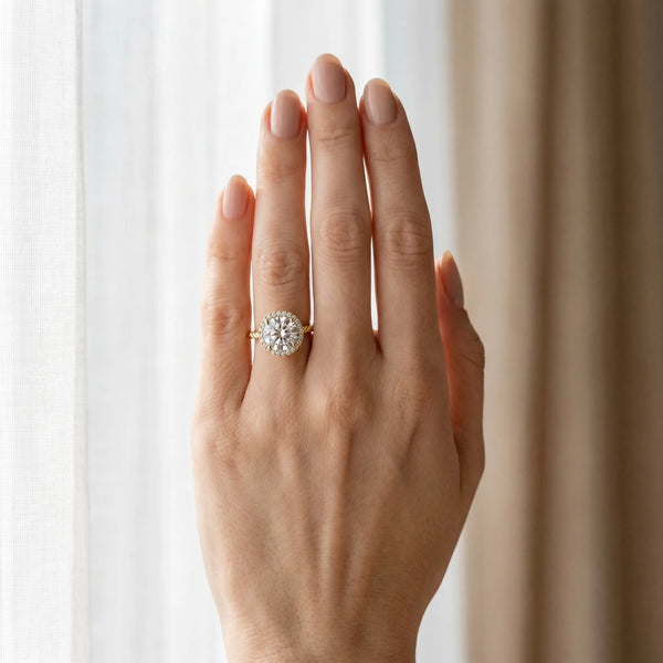 Yellow gold Round Halo Twisted Band Four-Prong Diamond Ring
