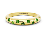 Yellow gold Round Peridot Flush-Set Comfort Fit Band_6
