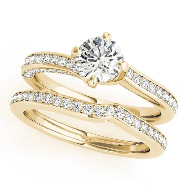 Yellow gold Round Solitaire Diamond Twist Band with Pavé Setting and Four-Prong Setting