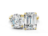 Yellow gold Round and Emerald Cut Toi Moi Ring with Prong Setting_83